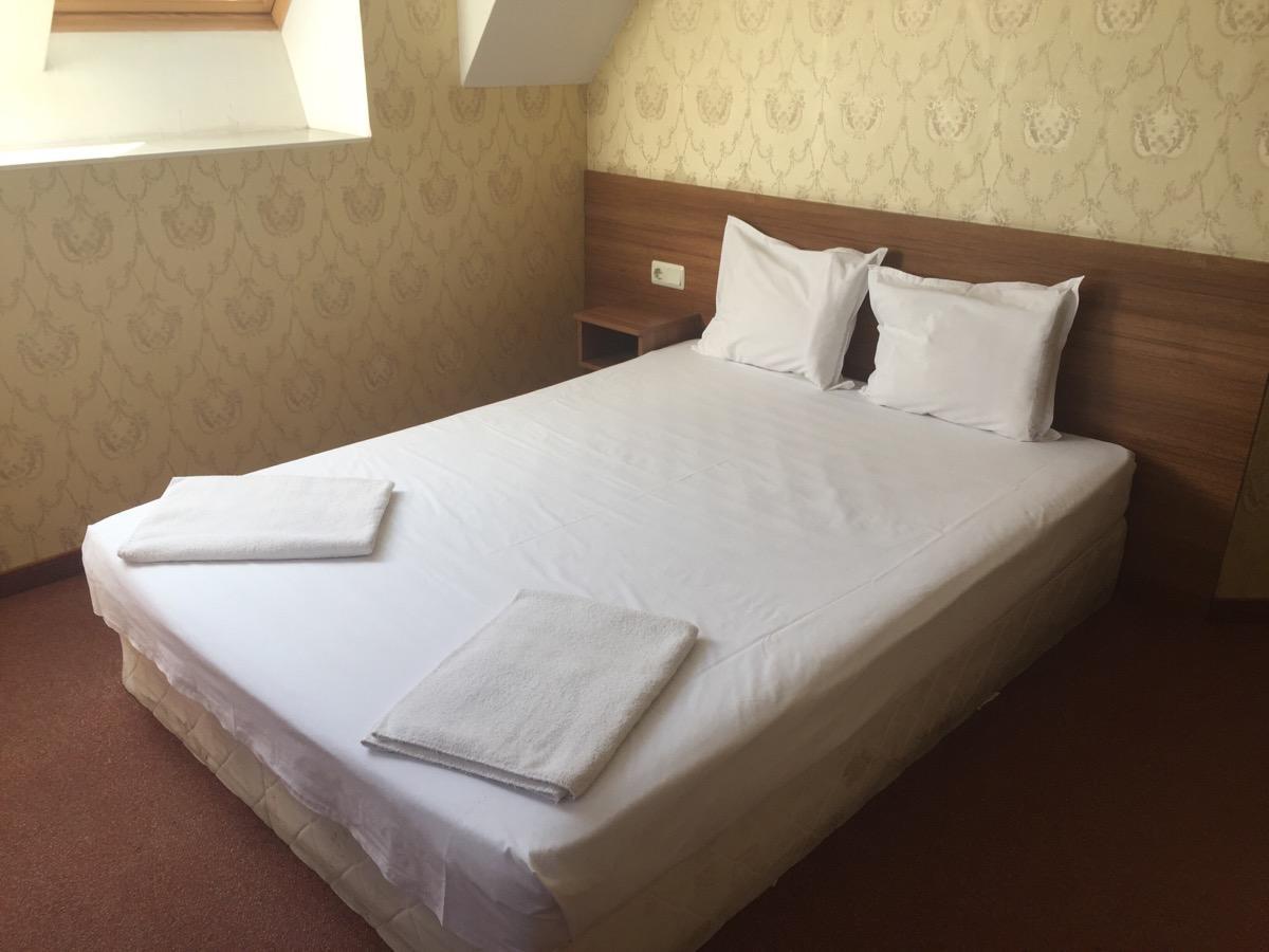 Irish Hotel Шумен Екстериор снимка